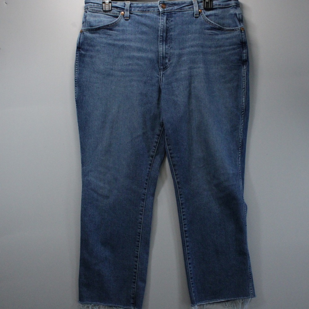 Wrangler Wild West 603 High Rise Straight Leg Blue Jeans 33x28 Raw Hem Workwear